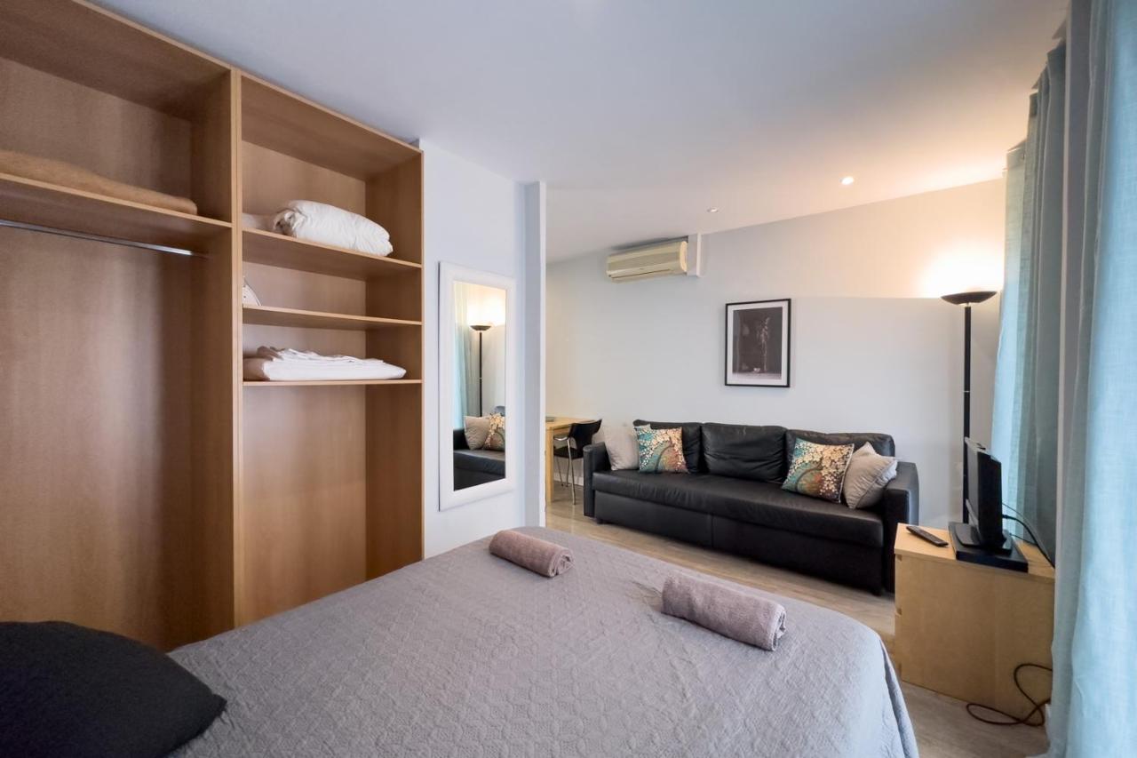 Aparteasy - Gracia Apartments Barcelona Exteriör bild