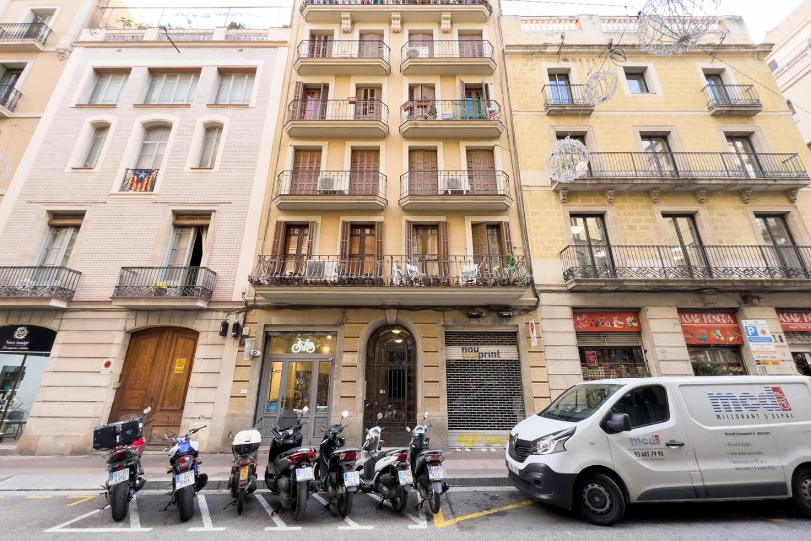 Aparteasy - Gracia Apartments Barcelona Rum bild